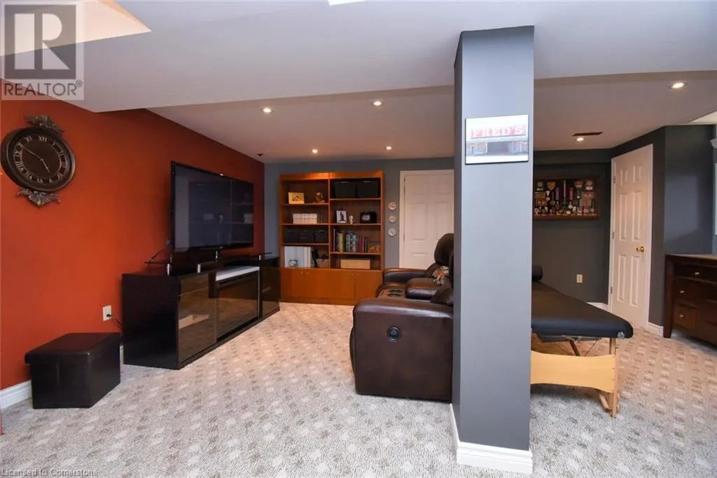 101 HIGHBURY Drive