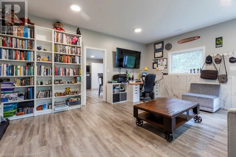 183 SUNNYRIDGE Road