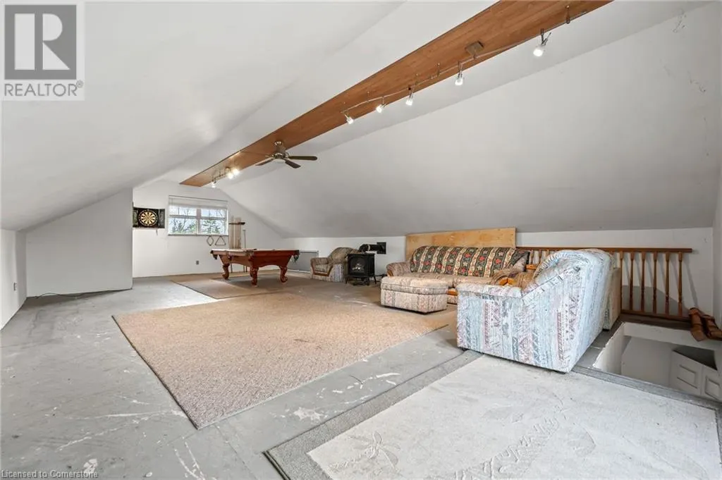 4 BROCK Road N