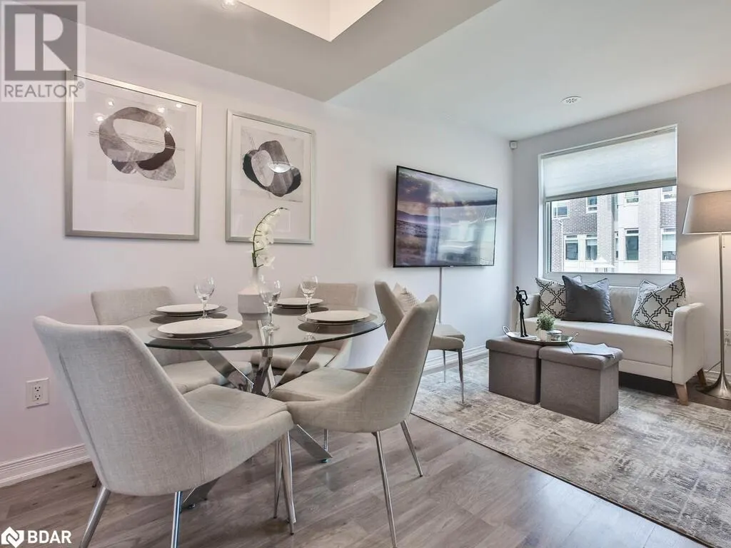 7 APPLEWOOD Lane Unit# 232, #232