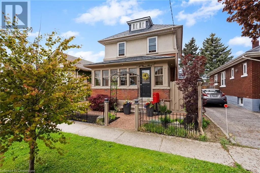 47 CURRIE Street