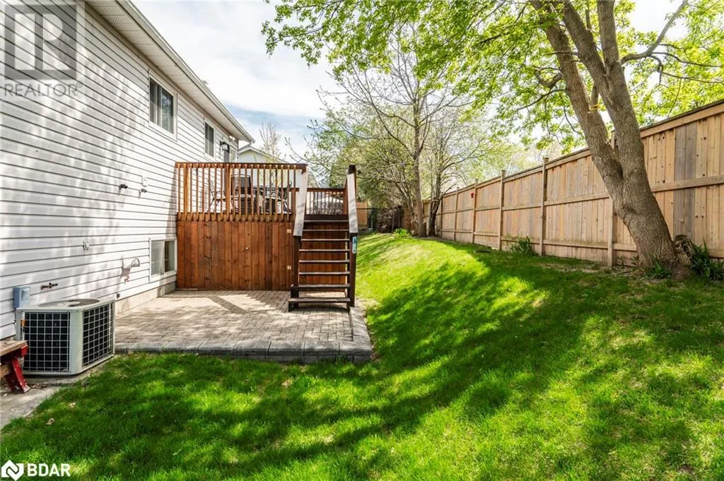 628 WAYNE Crescent