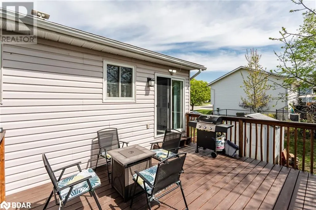 628 WAYNE Crescent
