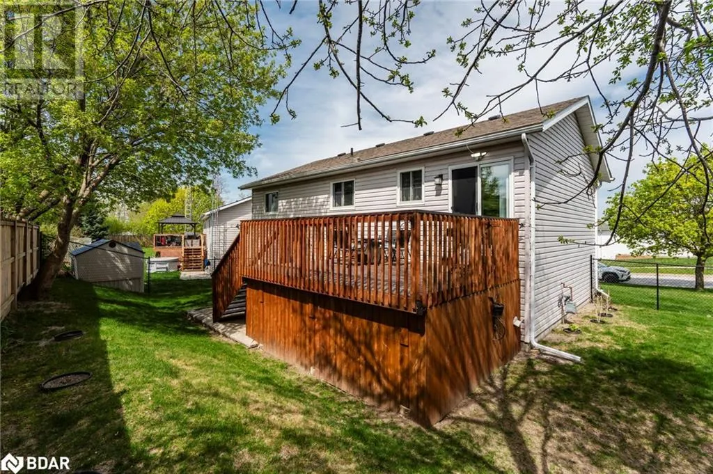 628 WAYNE Crescent