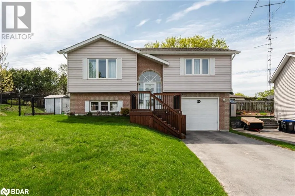 628 WAYNE Crescent
