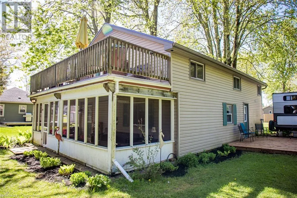 4 LOCHMOOR Avenue