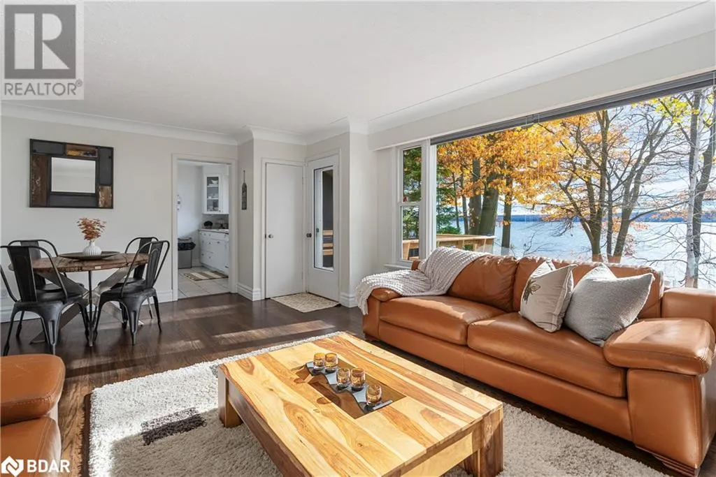 23 BARRIE Terrace