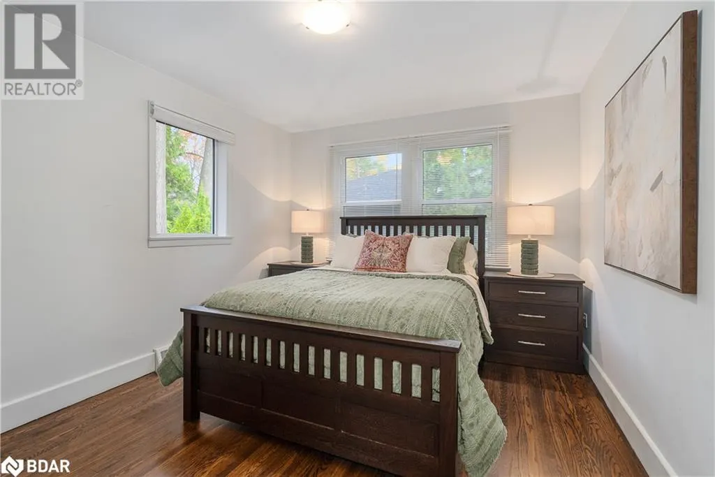 23 BARRIE Terrace