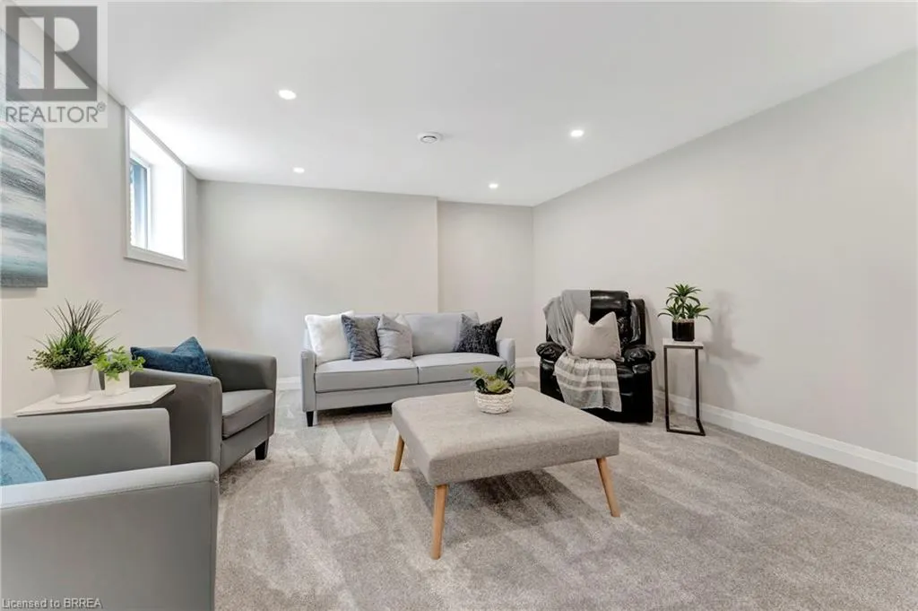 5 JOHN POUND Road Unit# 6, #6