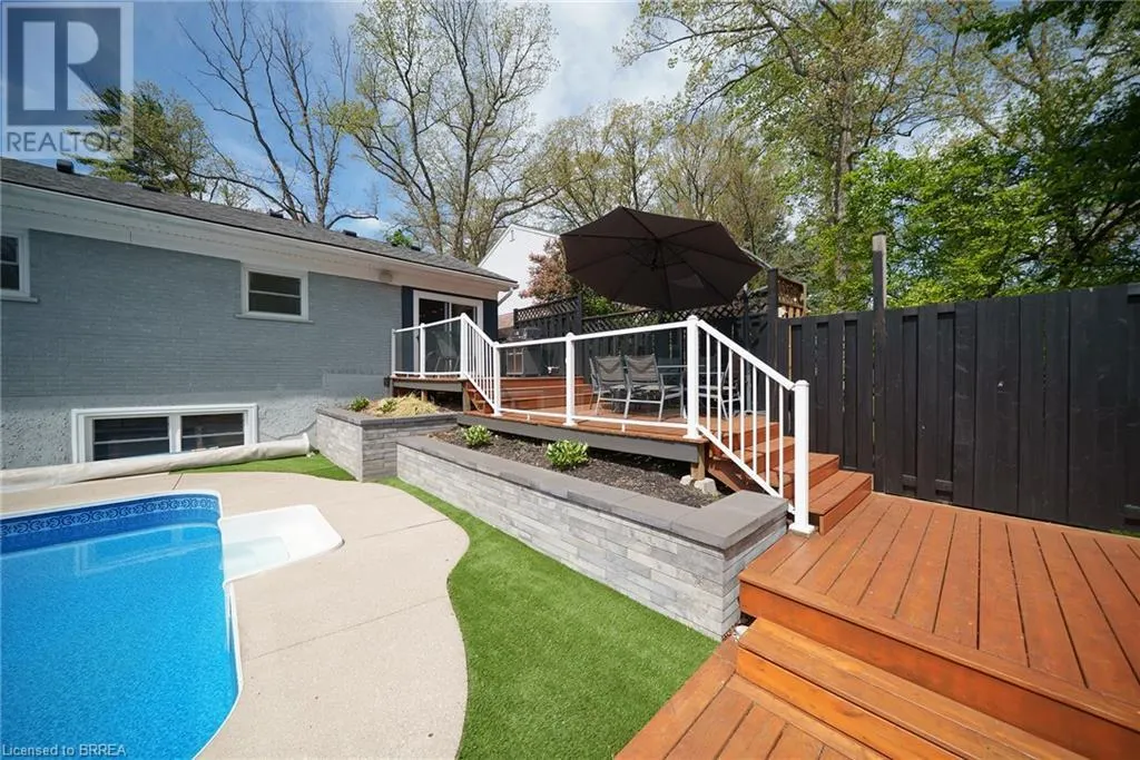 22 SUMMERHAYES Crescent