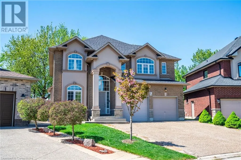 24 EDGECROFT Crescent