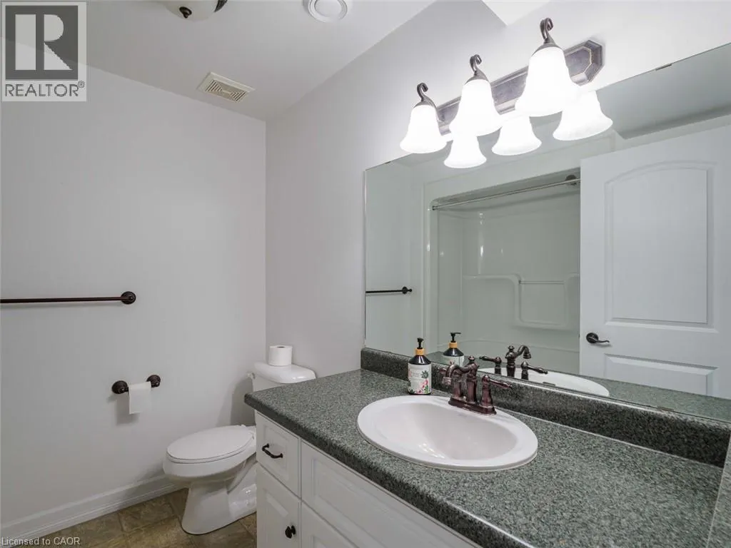 409 QUEEN Street S Unit# 8, #8