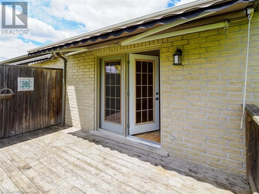 409 QUEEN Street S Unit# 8, #8