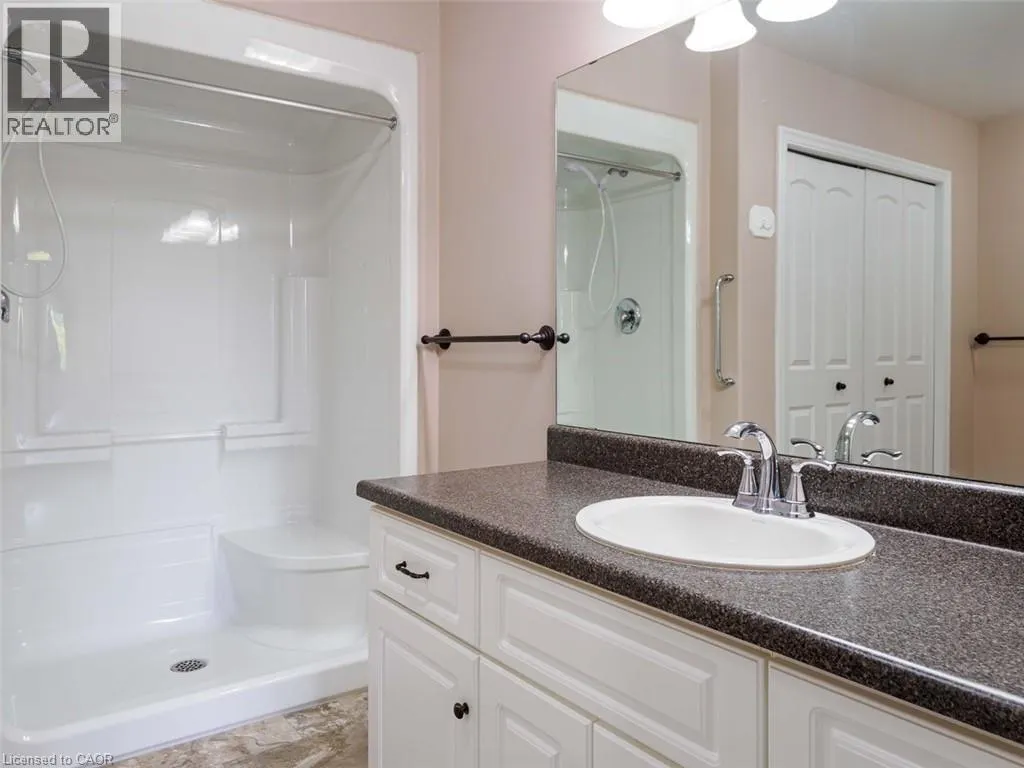 409 QUEEN Street S Unit# 8, #8