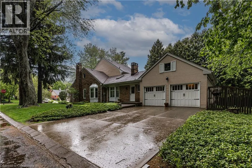 134 BROAD LEAF Crescent