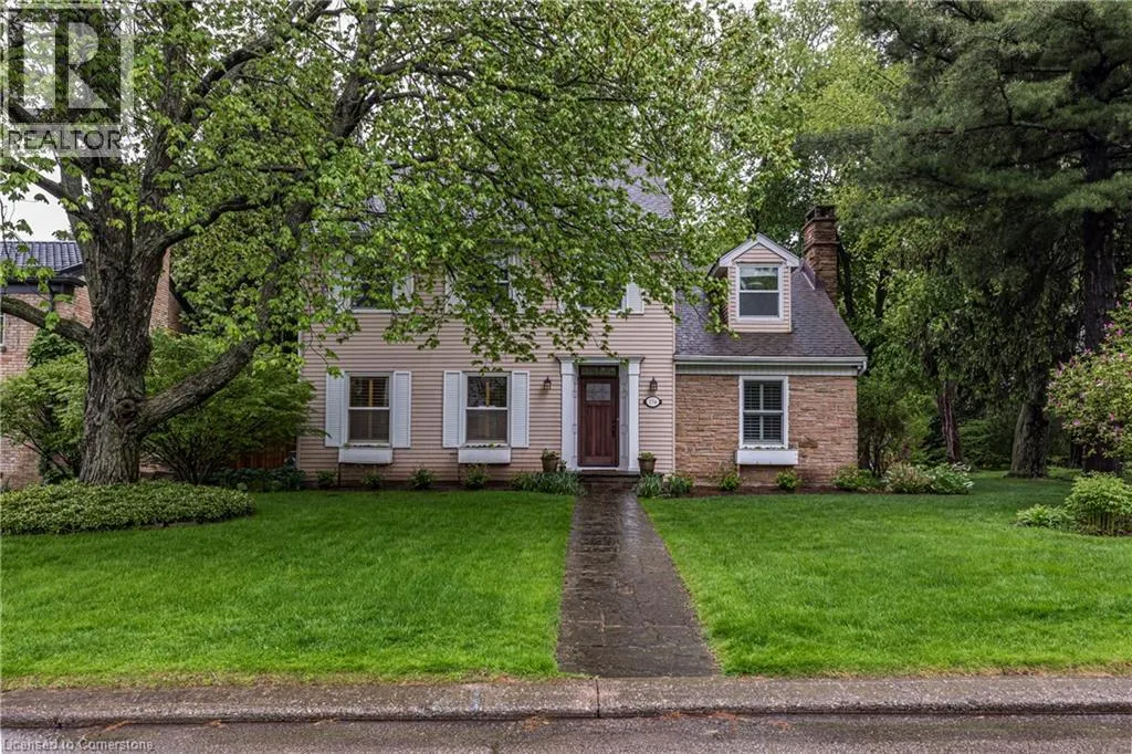134 BROAD LEAF Crescent