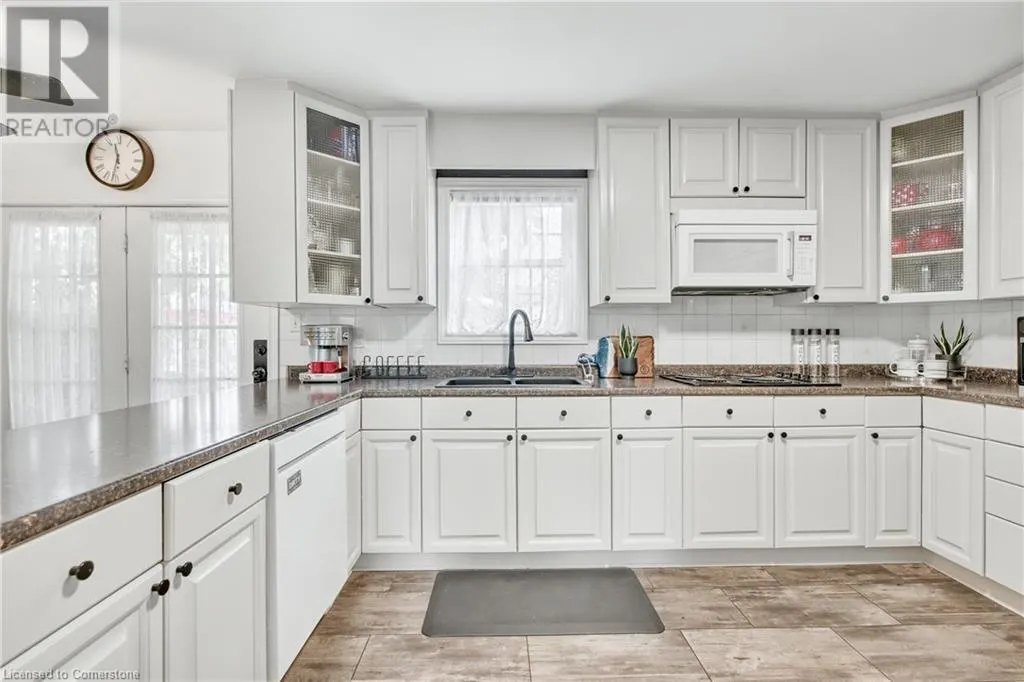 173 GREEN POINTE Drive