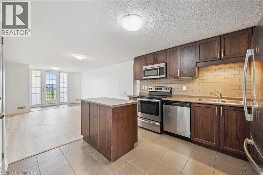1684 FISCHER HALLMAN Road Unit# A, #A