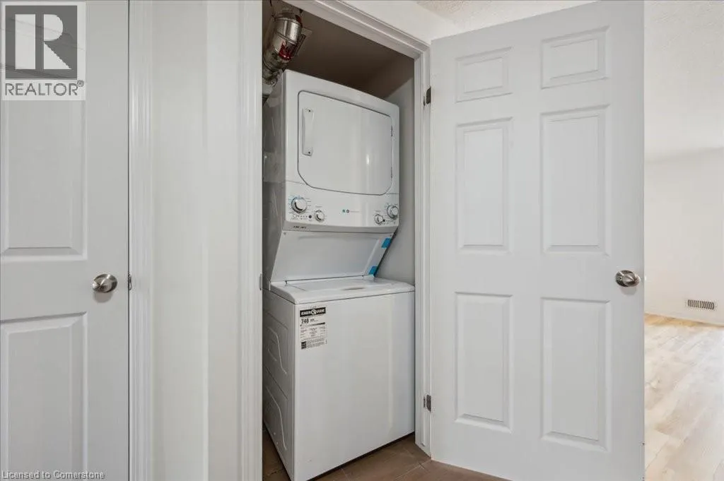 1684 FISCHER HALLMAN Road Unit# A, #A