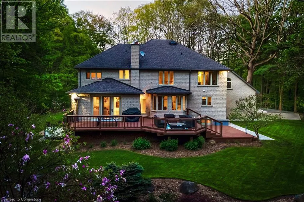 18 ELDER Crescent