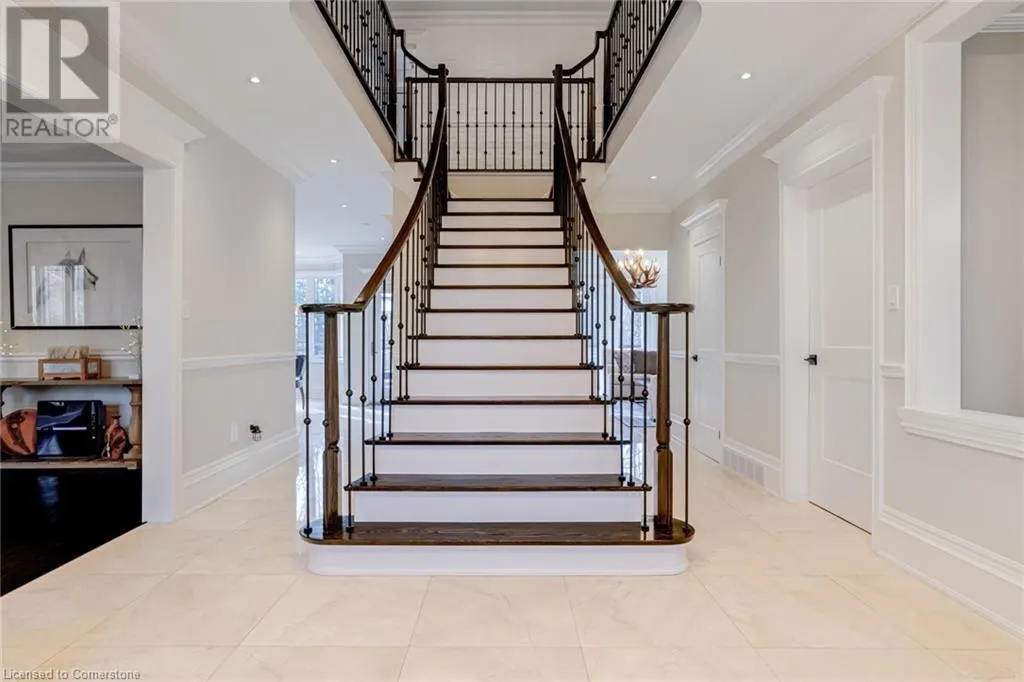 18 ELDER Crescent