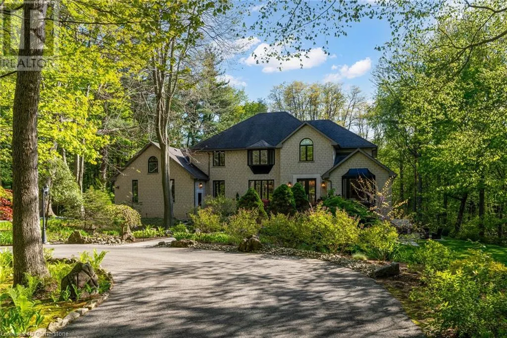 18 ELDER Crescent