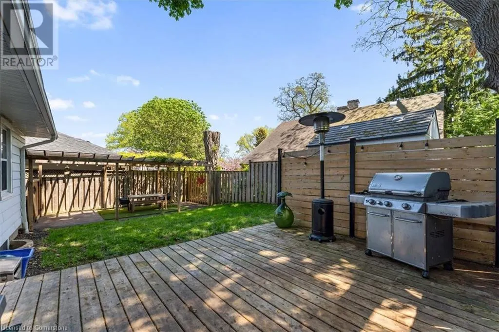 23 NELLES Boulevard