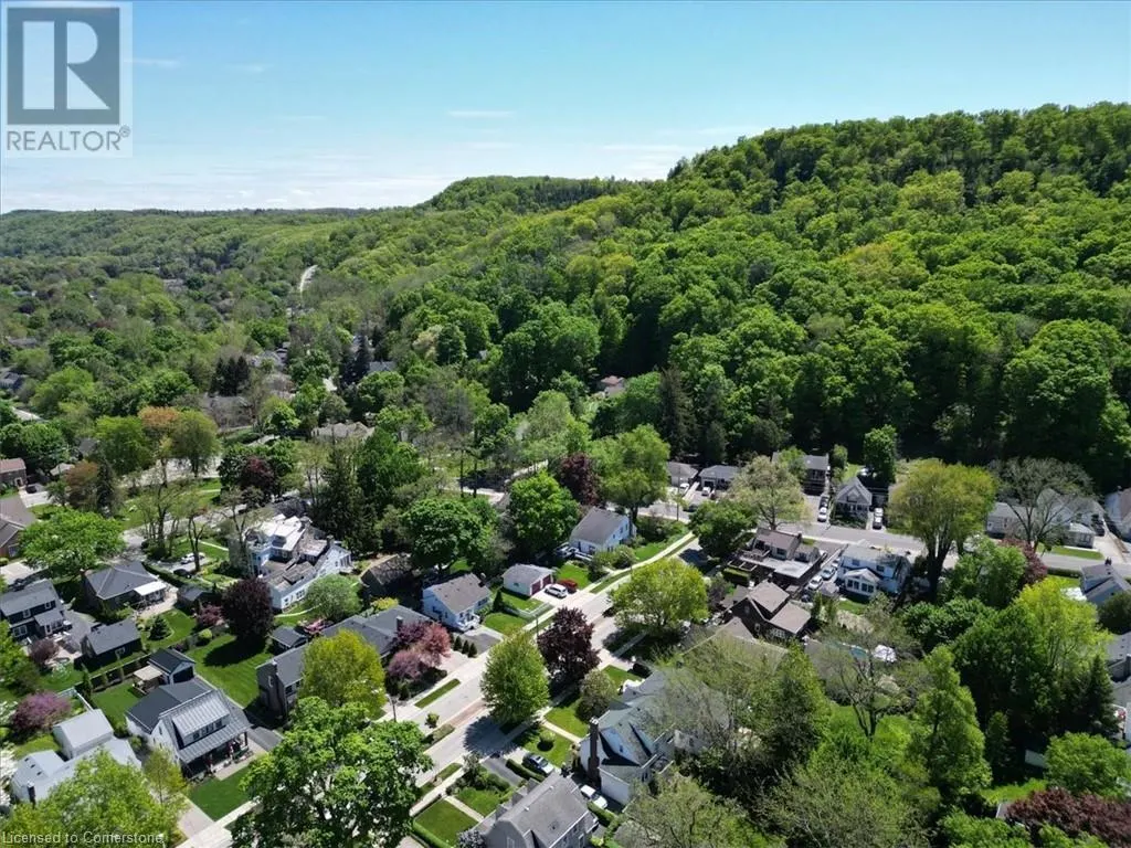 23 NELLES Boulevard