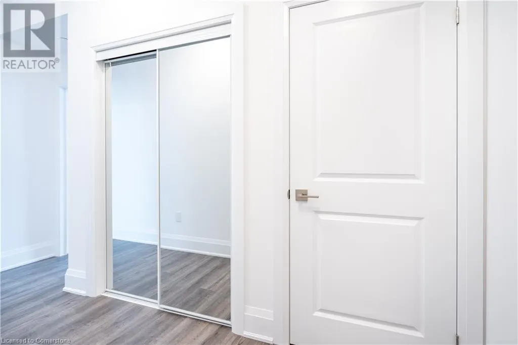 450 DUNDAS Street E Unit# 902, #902