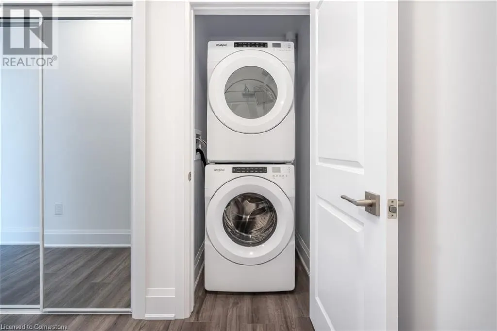 450 DUNDAS Street E Unit# 902, #902
