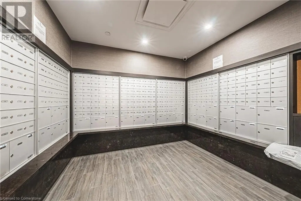450 DUNDAS Street E Unit# 902, #902