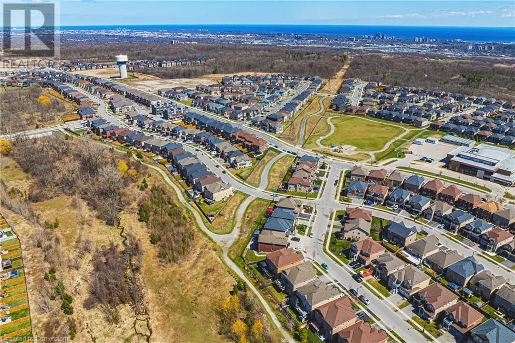 450 DUNDAS Street E Unit# 902, #902