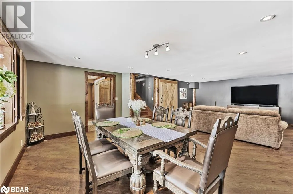 118 HIGHLAND Drive