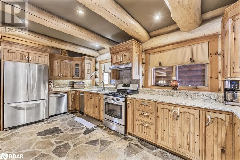 118 HIGHLAND Drive