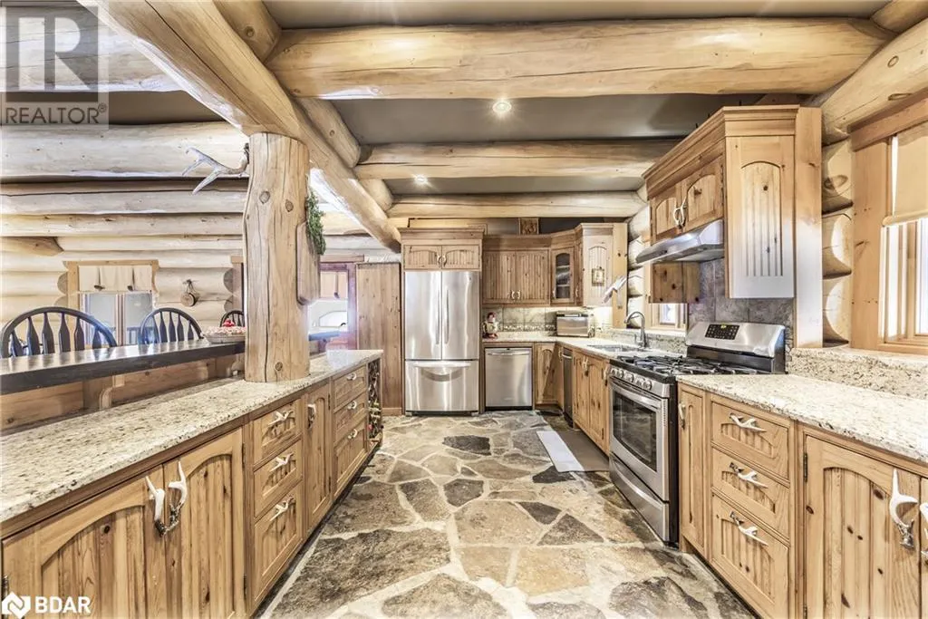 118 HIGHLAND Drive