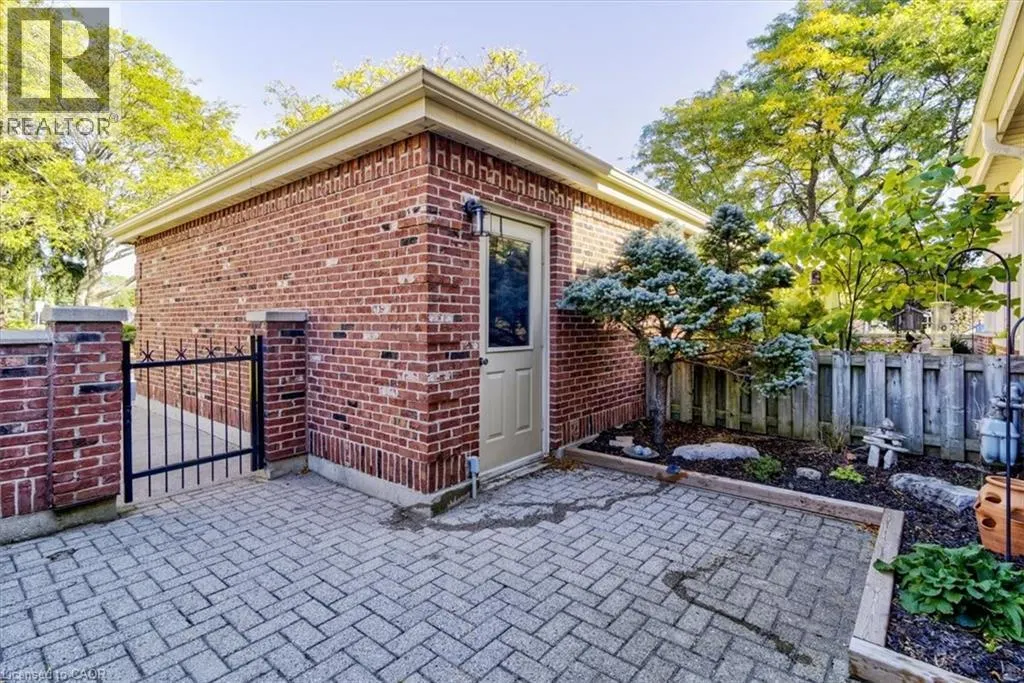 42 DONLY Drive S Unit# 2, #2