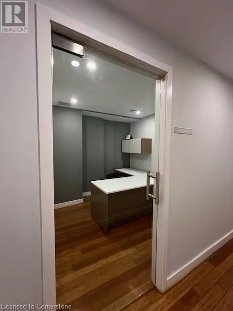 59 JOHN Street S Unit# F, #F