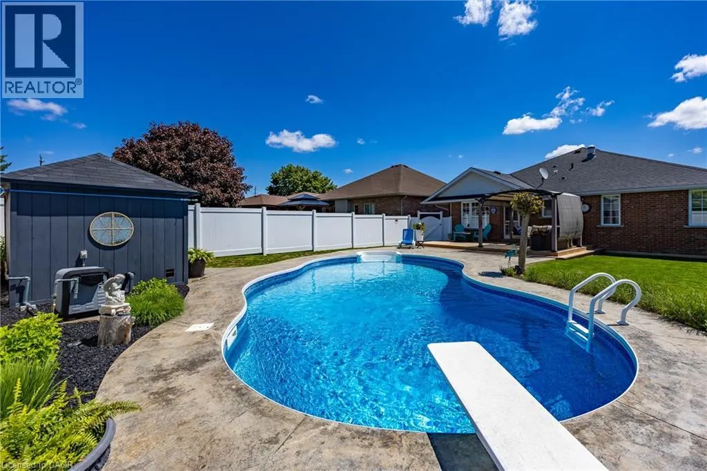 6 VIOLA Court