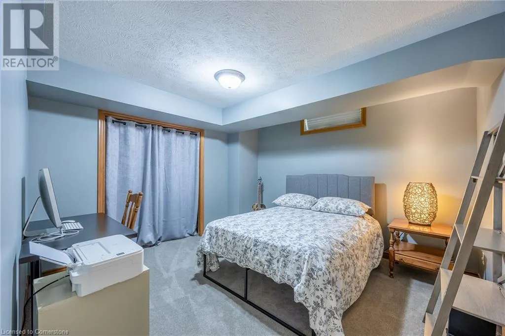 6 VIOLA Court
