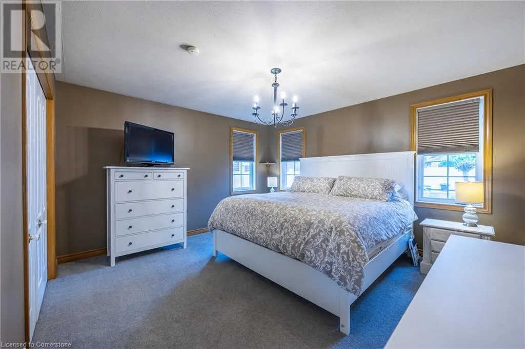 6 VIOLA Court