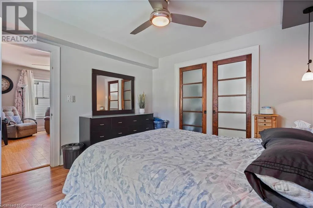 254 ST JAMES Street S