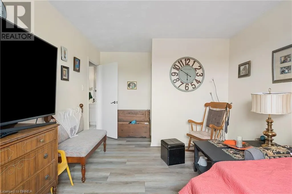 485 THOROLD Road Unit# 323, #323