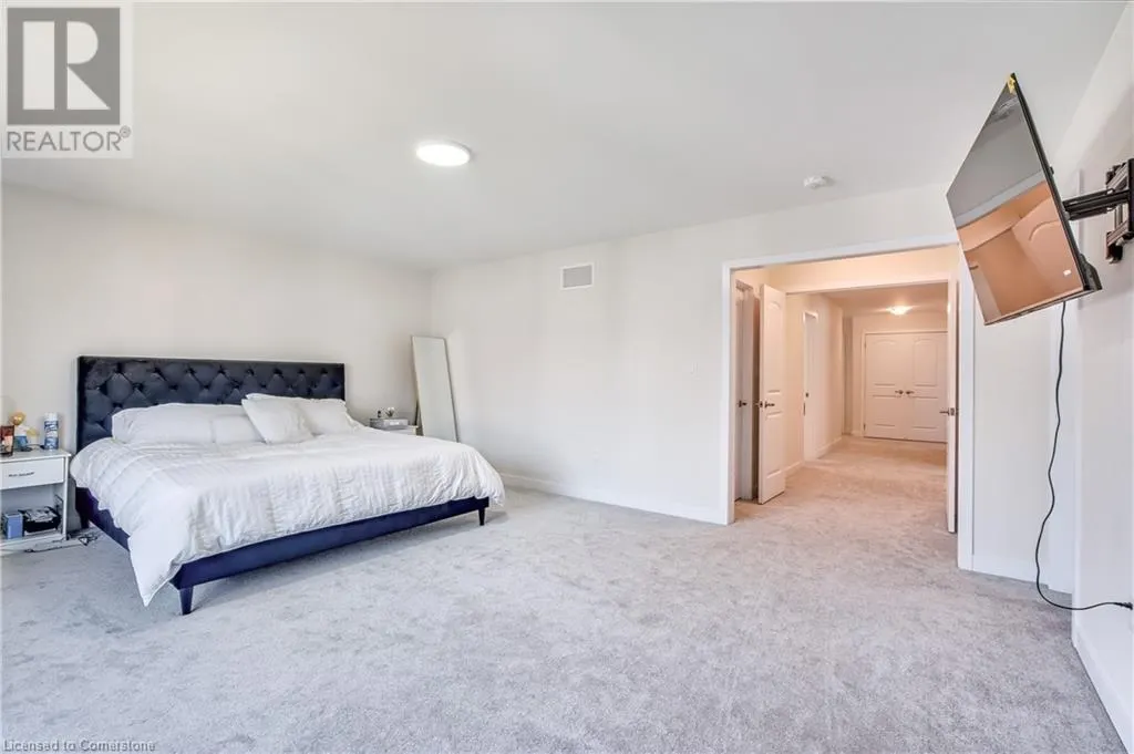 76 SUNFLOWER Crescent