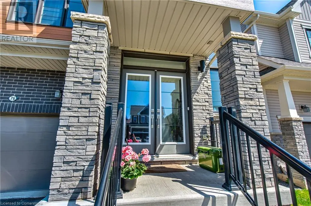 76 SUNFLOWER Crescent