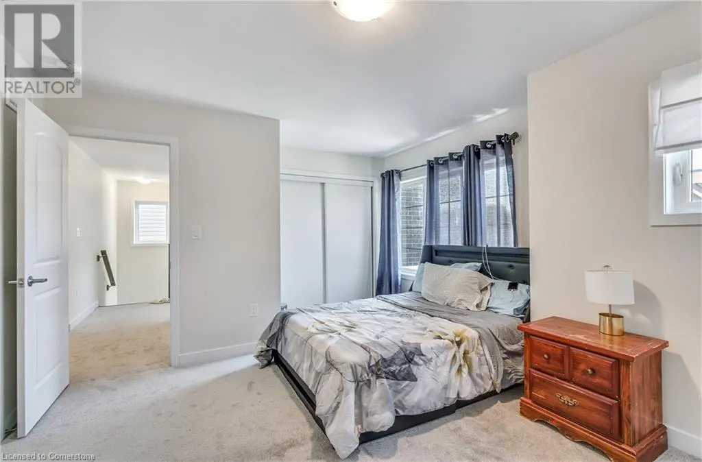 76 SUNFLOWER Crescent