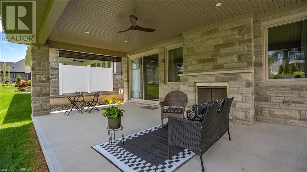 52 BEECHNUT Lane
