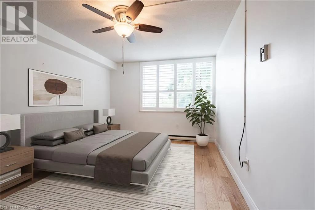 28 ROBINSON Street N Unit# 305, #305