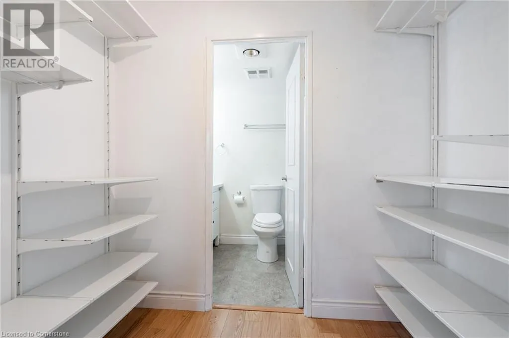 28 ROBINSON Street N Unit# 305, #305