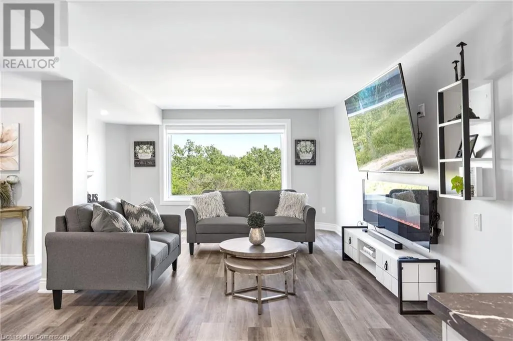 258 SHOREVIEW Drive