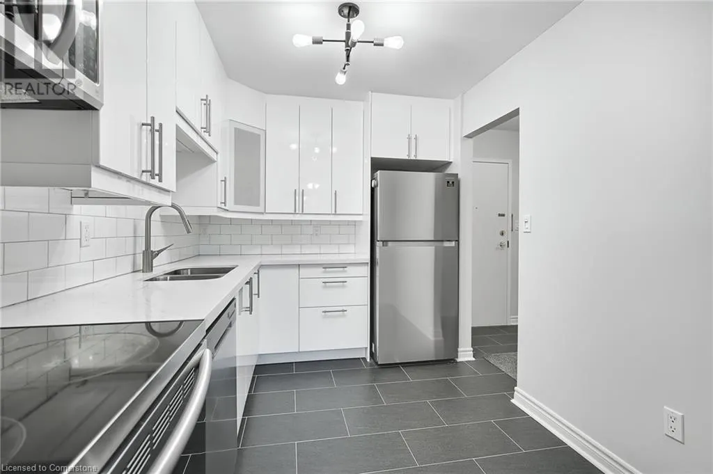 23 MAIN Street Unit# 501, #501